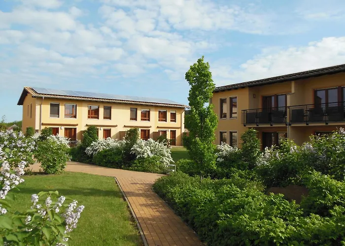 Direkt Neben Der Naturtherme